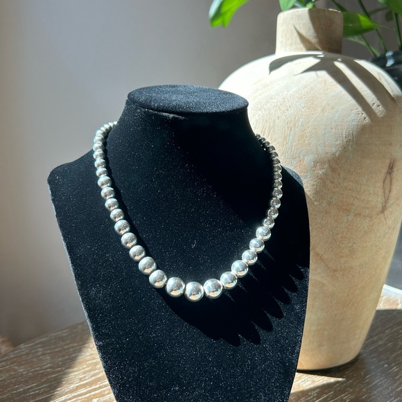 Tiffany  & Co Hardwear Graduated Bead Necklace - Picture 3 of 16